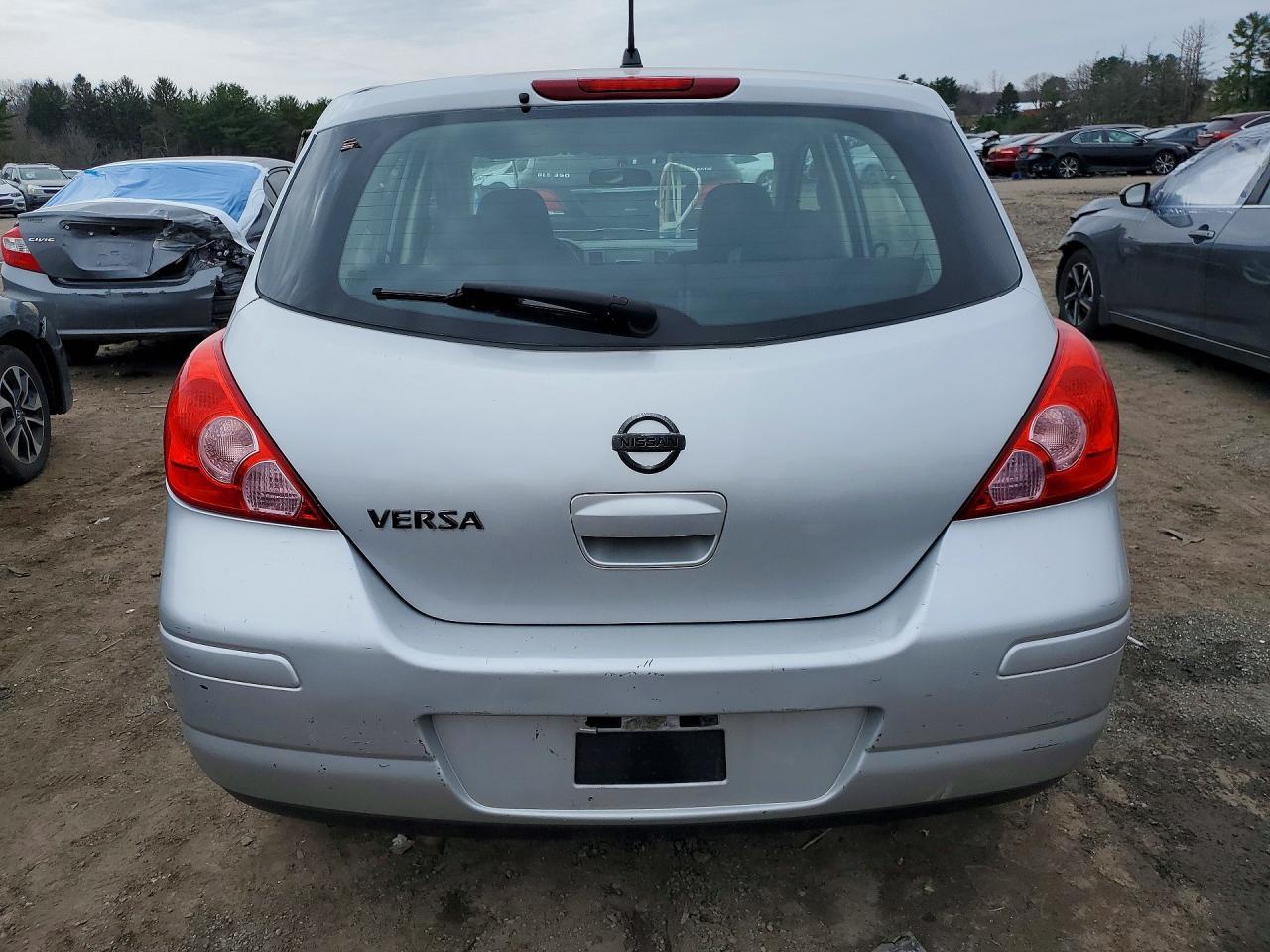 2009 NISSAN VERSA