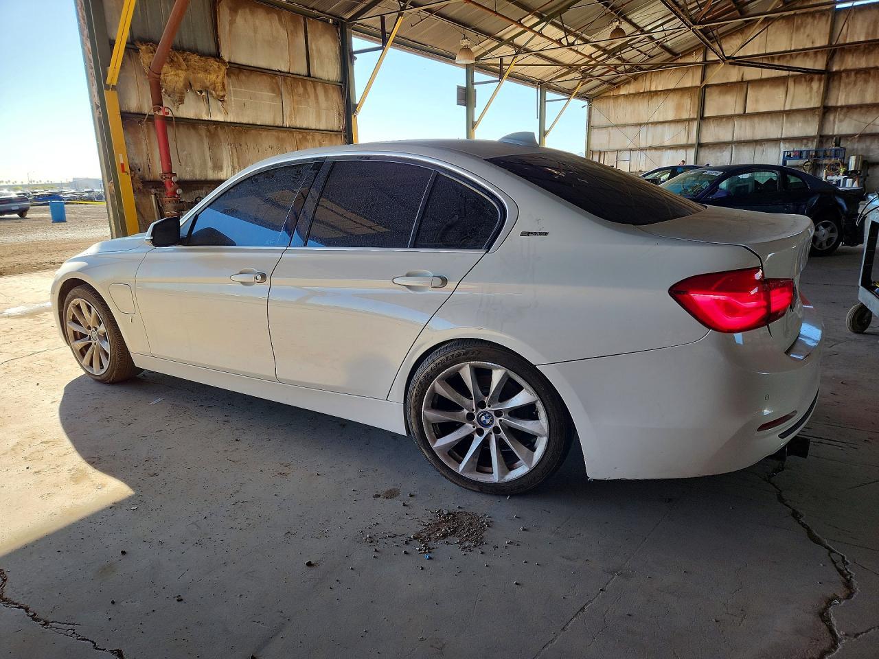 2017 BMW 3 SERIES