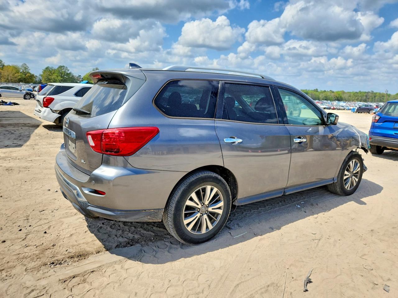 2019 NISSAN PATHFINDER