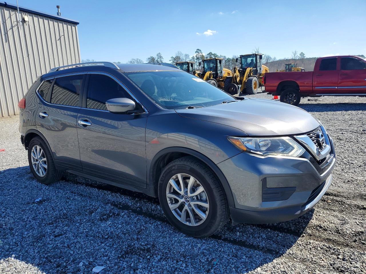2017 NISSAN ROGUE