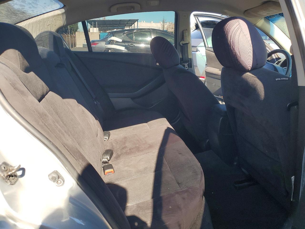 2010 NISSAN ALTIMA