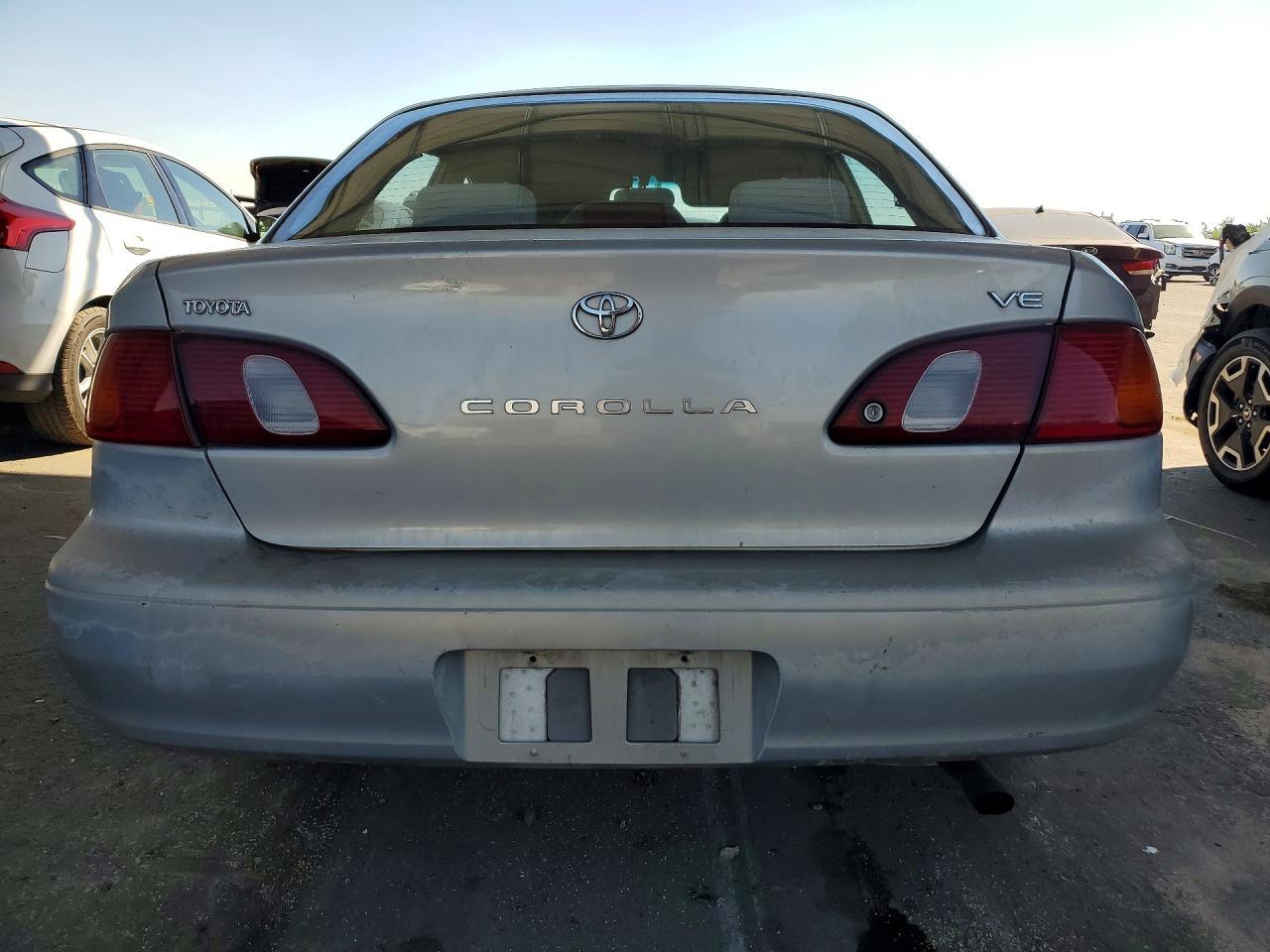 2000 TOYOTA COROLLA