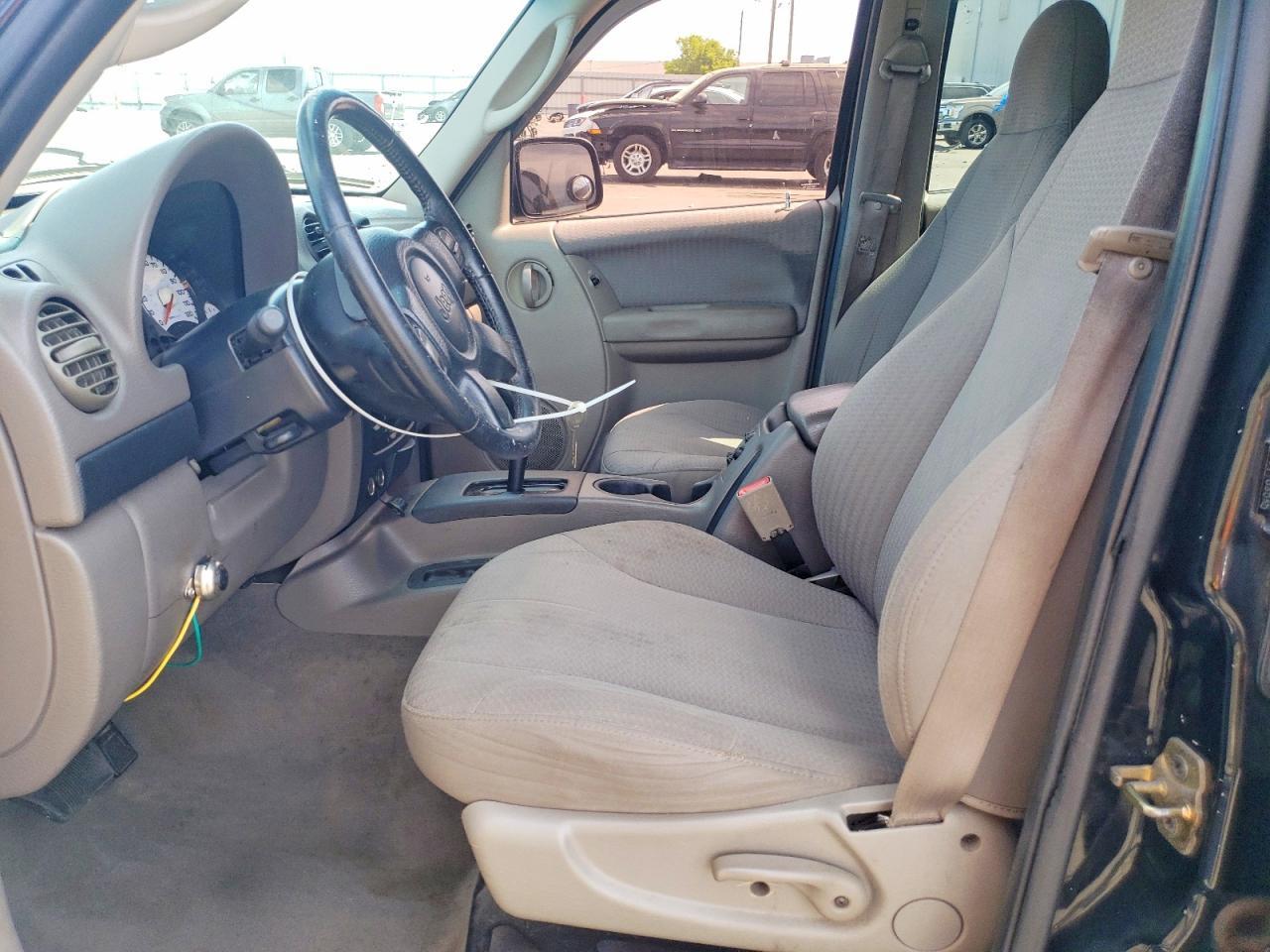2002 JEEP Liberty