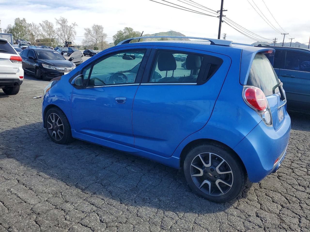 2013 CHEVROLET Spark