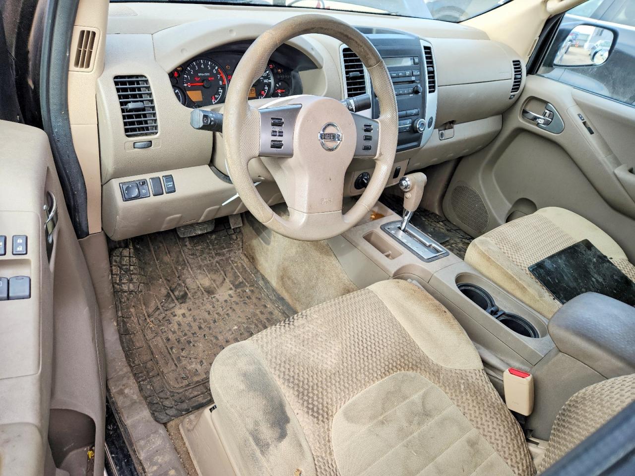 2012 NISSAN Frontier