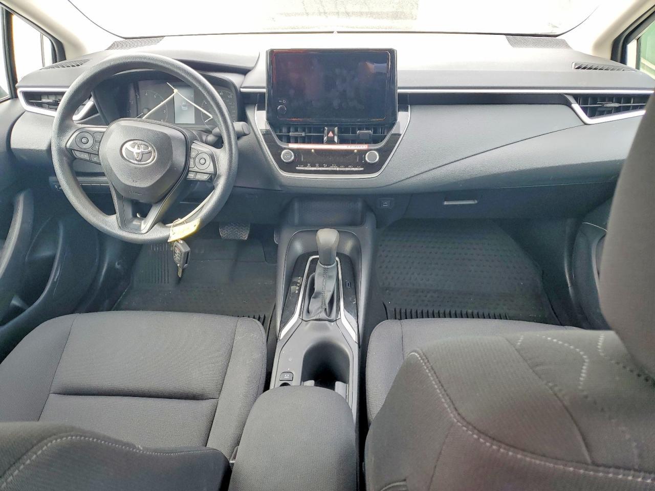 2025 TOYOTA COROLLA
