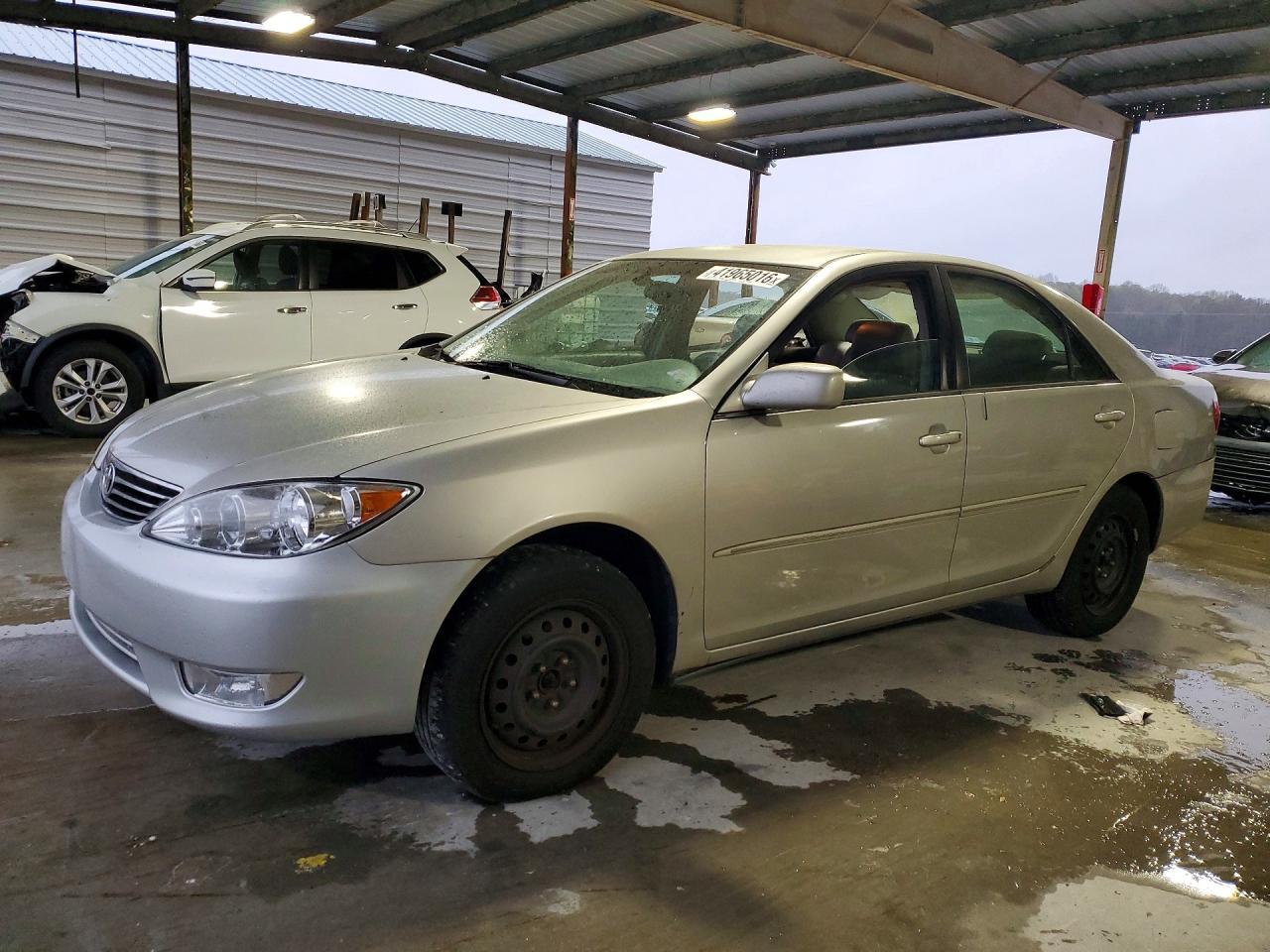 2005 TOYOTA CAMRY
