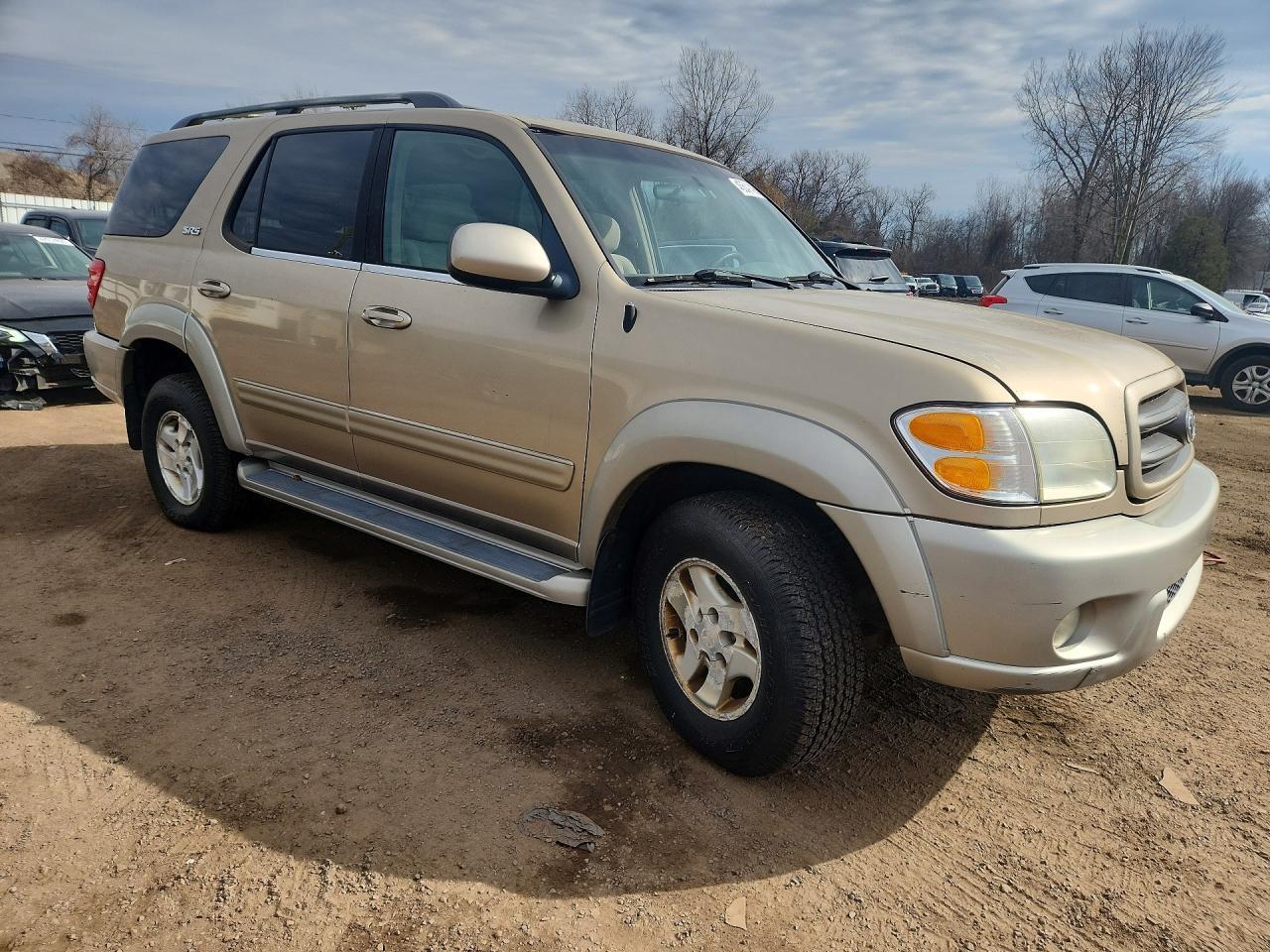 2004 TOYOTA Sequoia