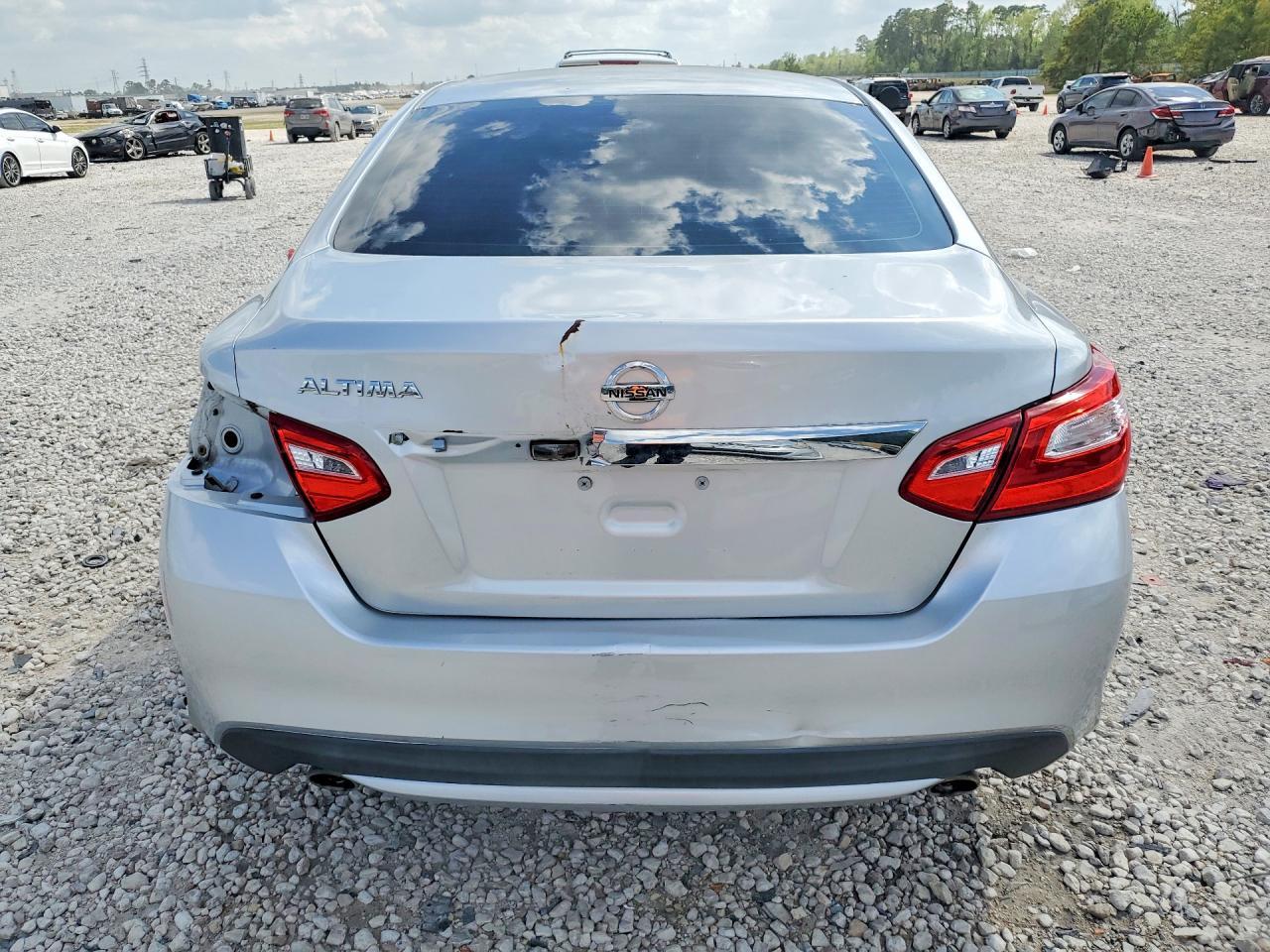 2016 NISSAN ALTIMA