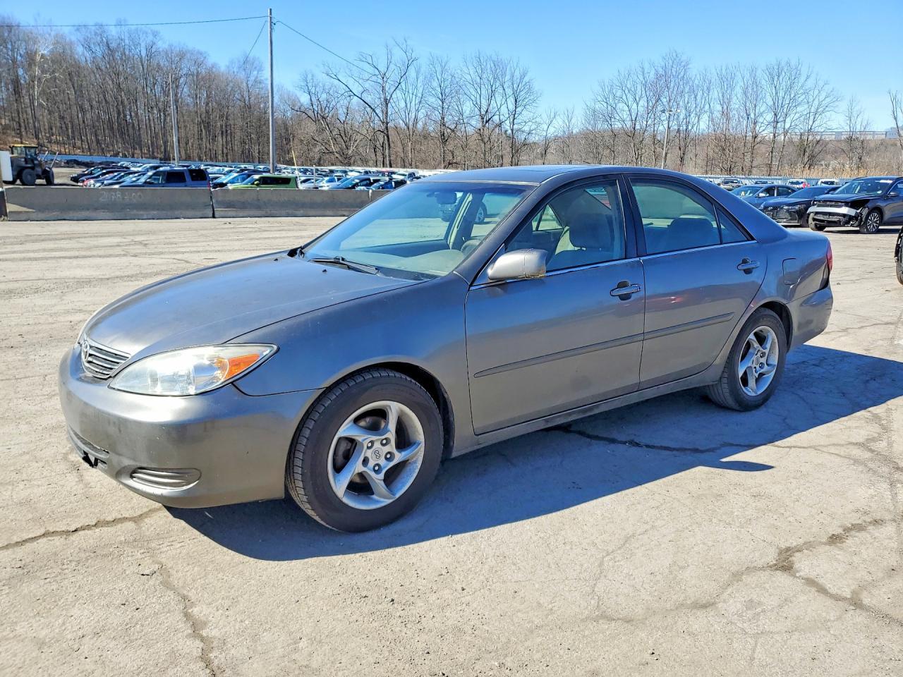 2004 Toyt Camry