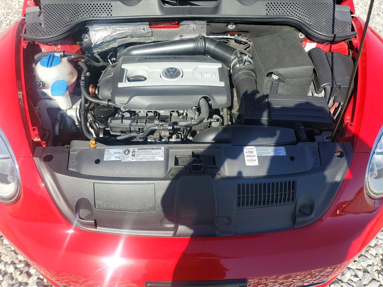 2013 VOLKSWAGEN Beetle