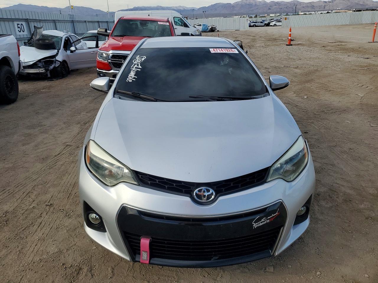 2015 TOYOTA COROLLA