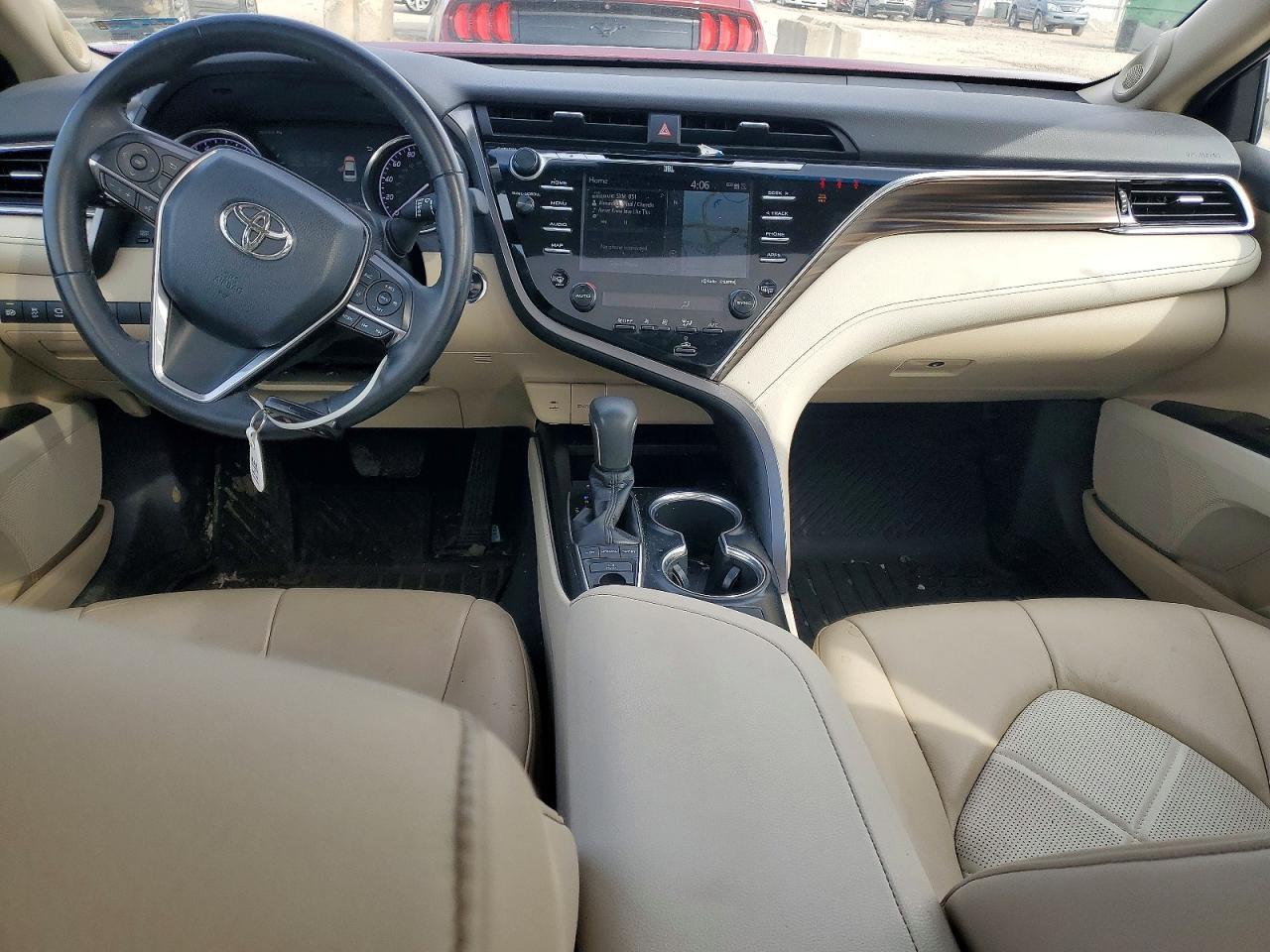 2018 TOYOTA CAMRY