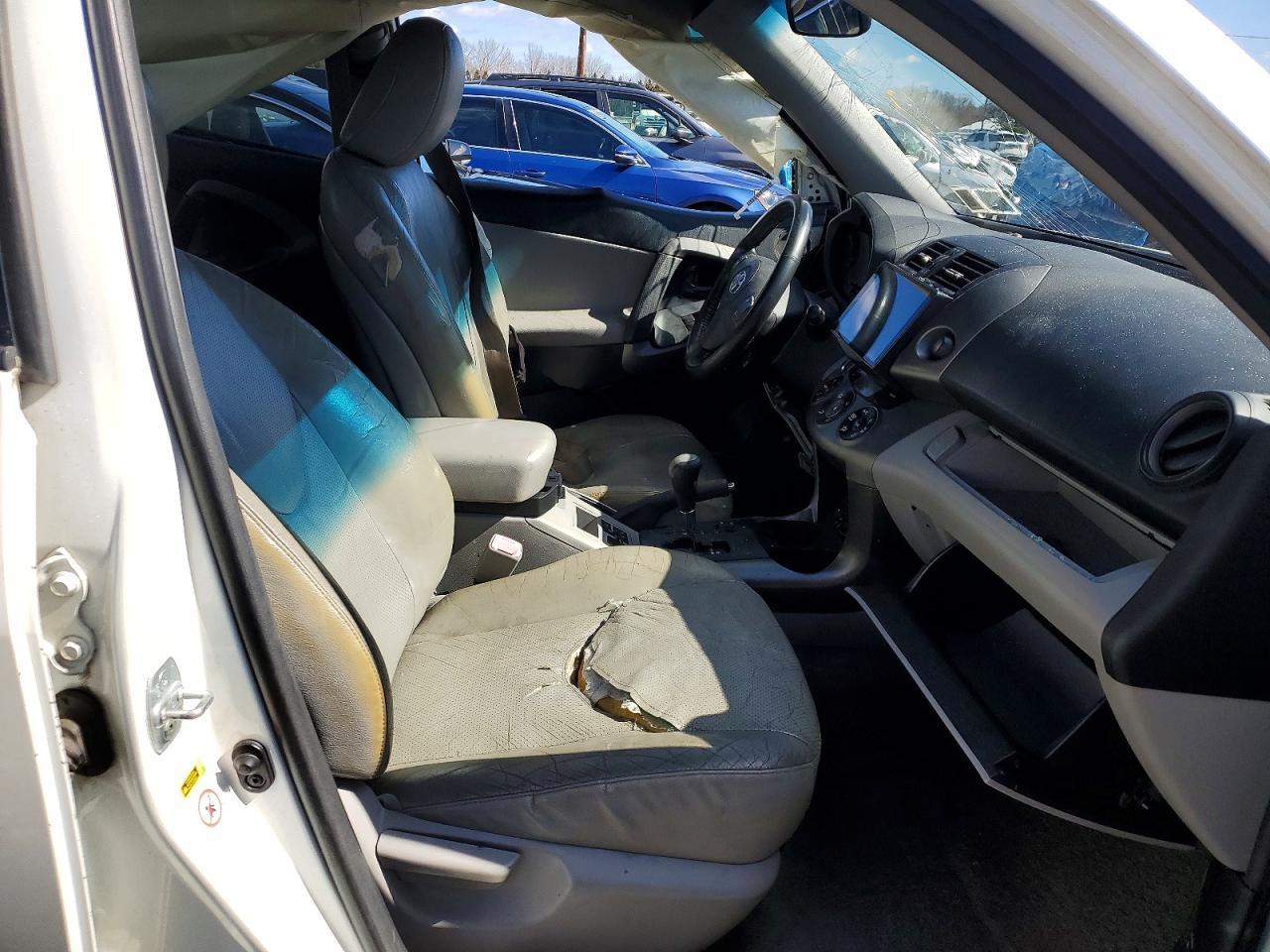 2010 TOYOTA RAV4