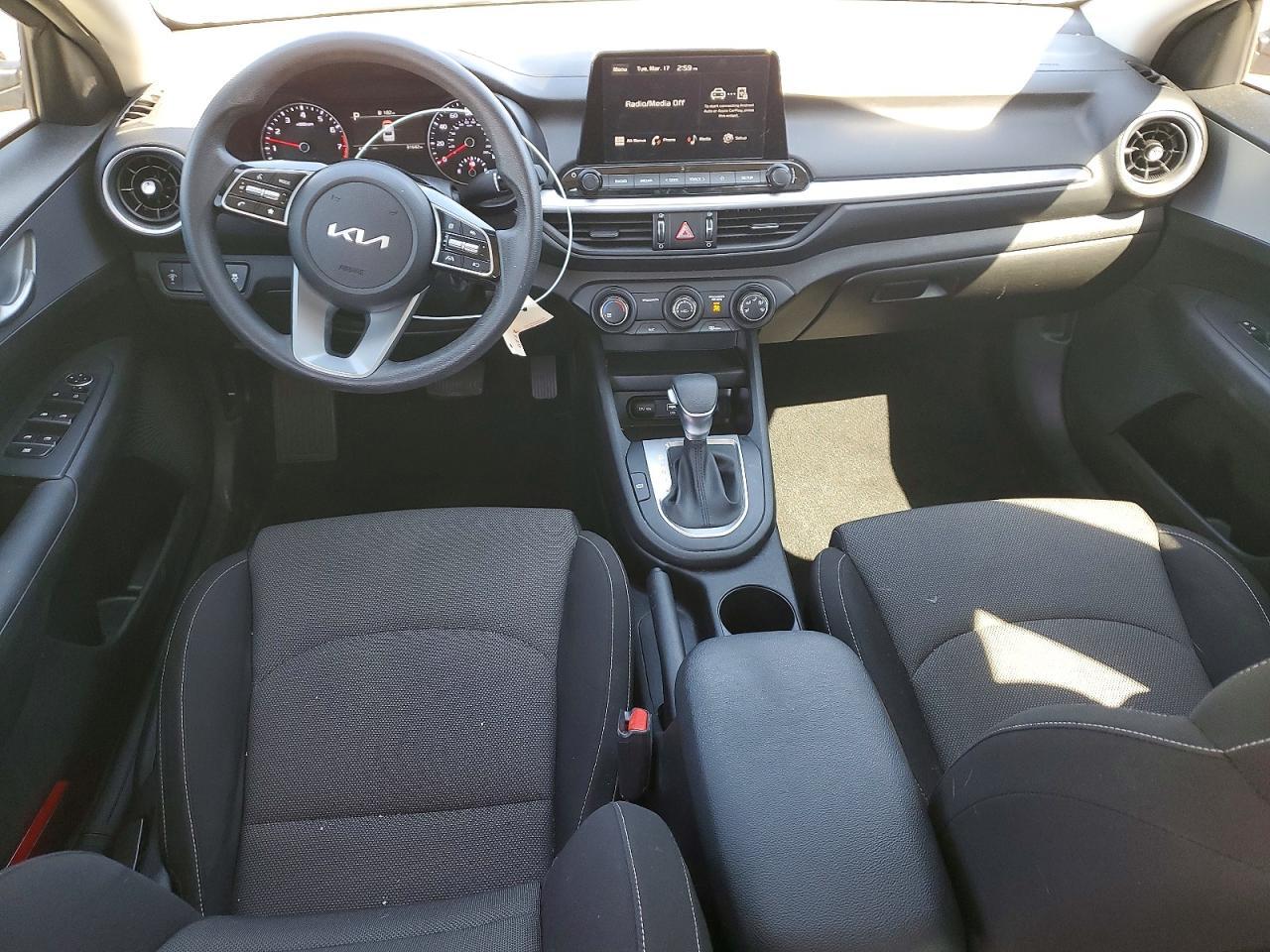 2023 KIA FORTE