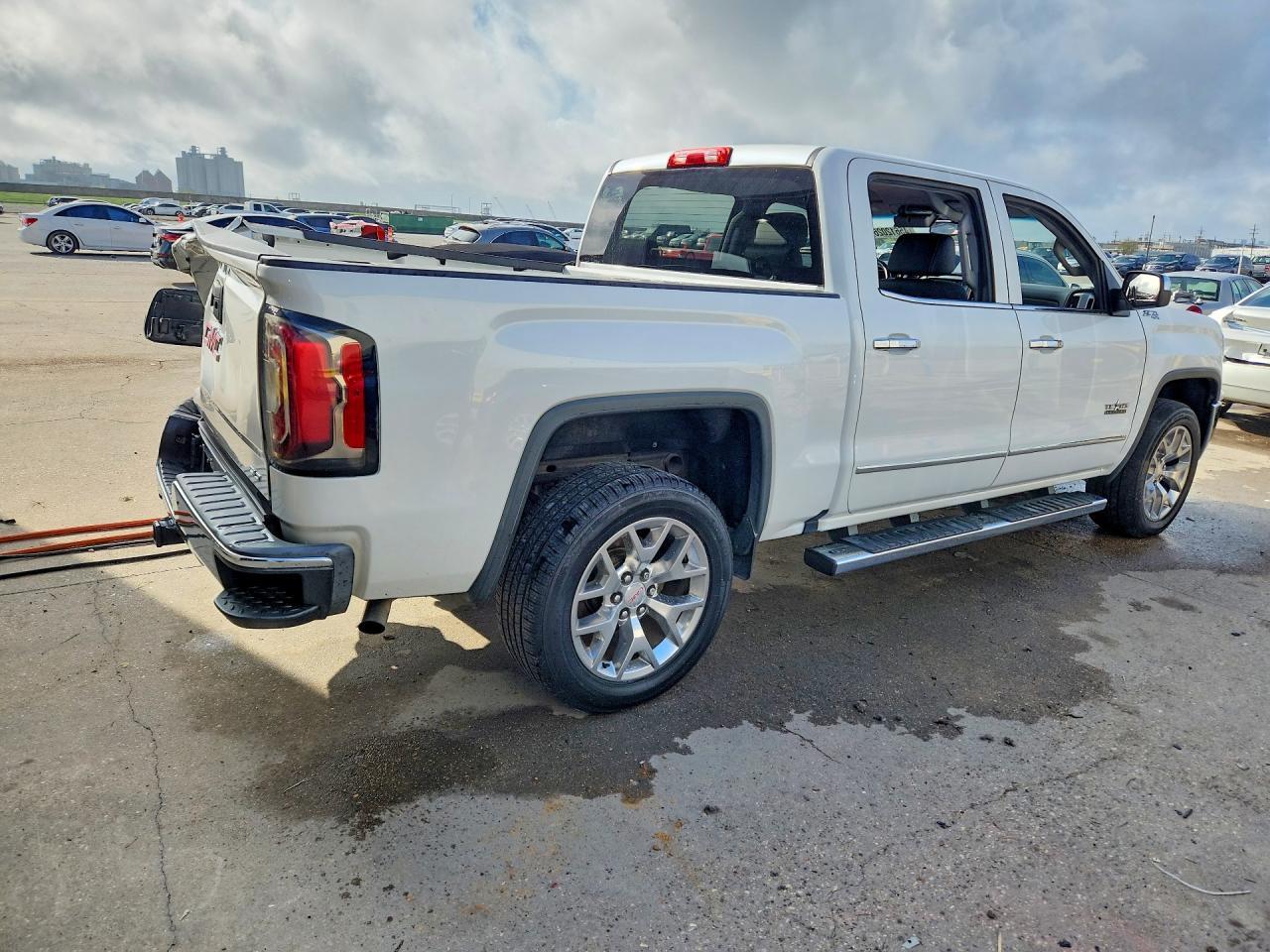 2018 GMC Sierra