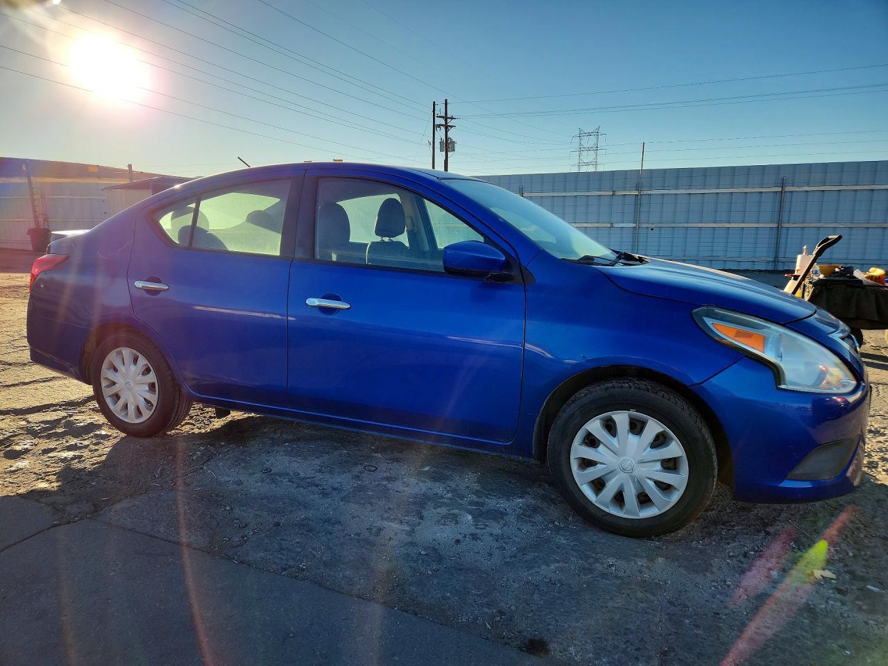 2016 NISSAN VERSA