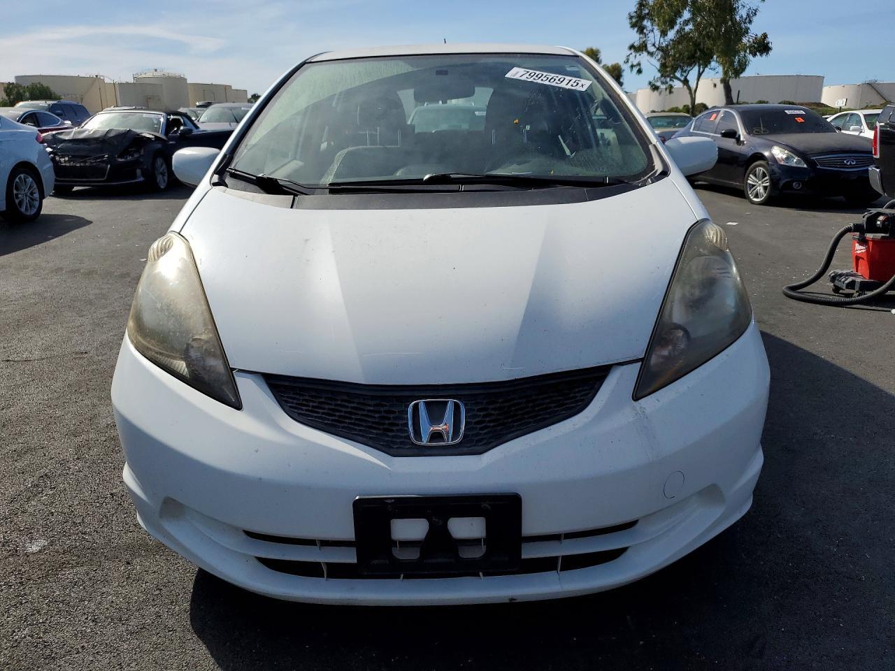 2013 HONDA FIT