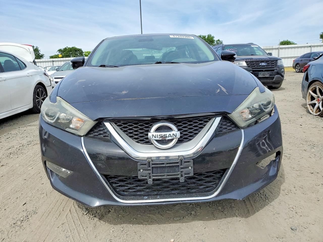 2017 NISSAN Maxima