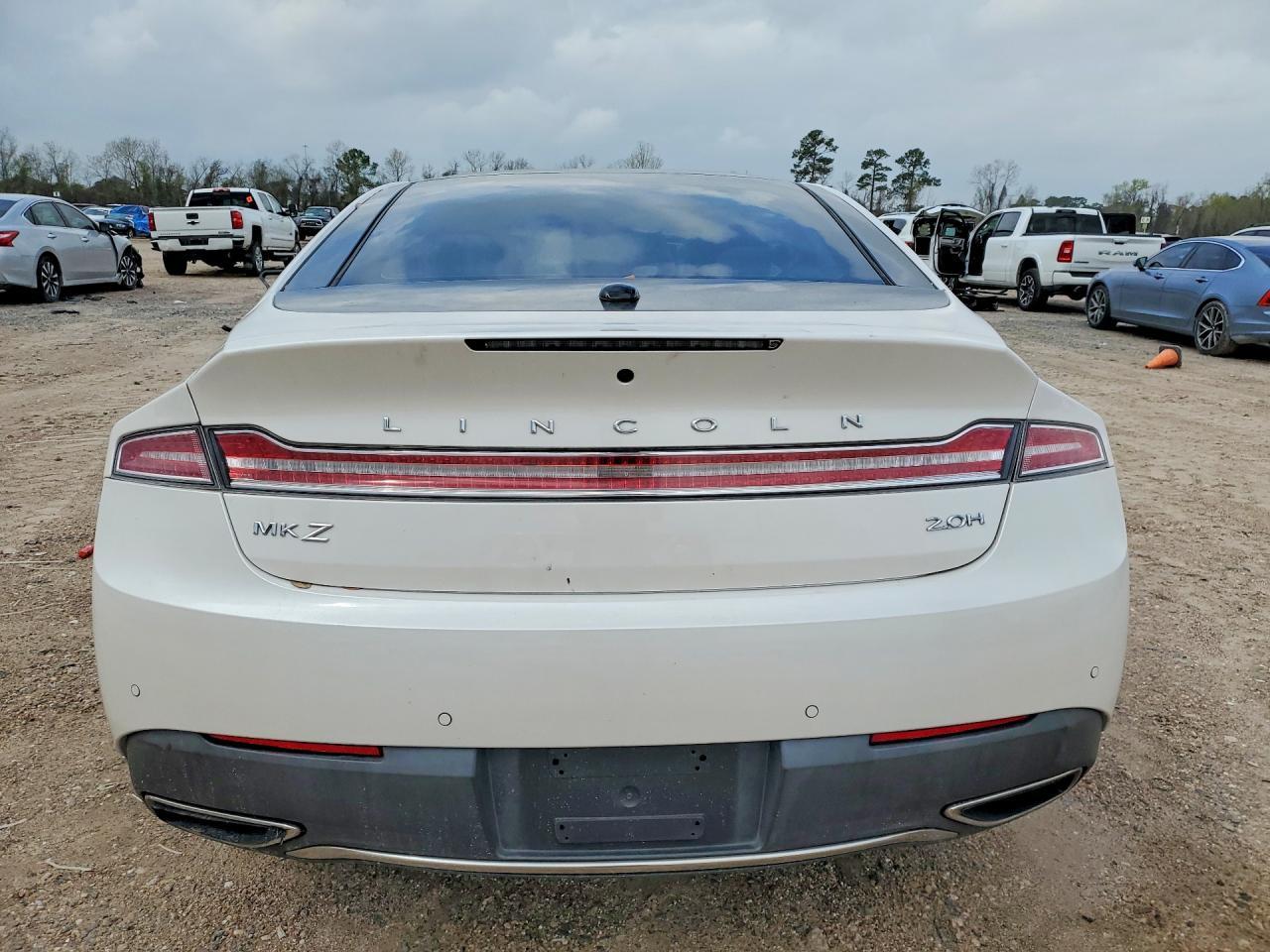 2017 LINCOLN MKZ