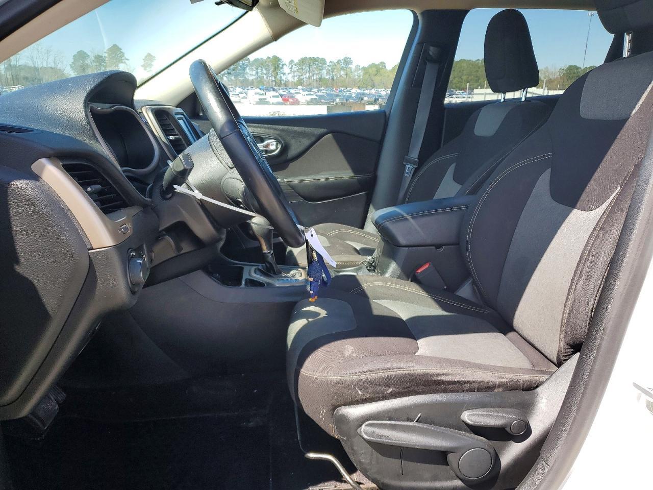 2016 JEEP CHEROKEE