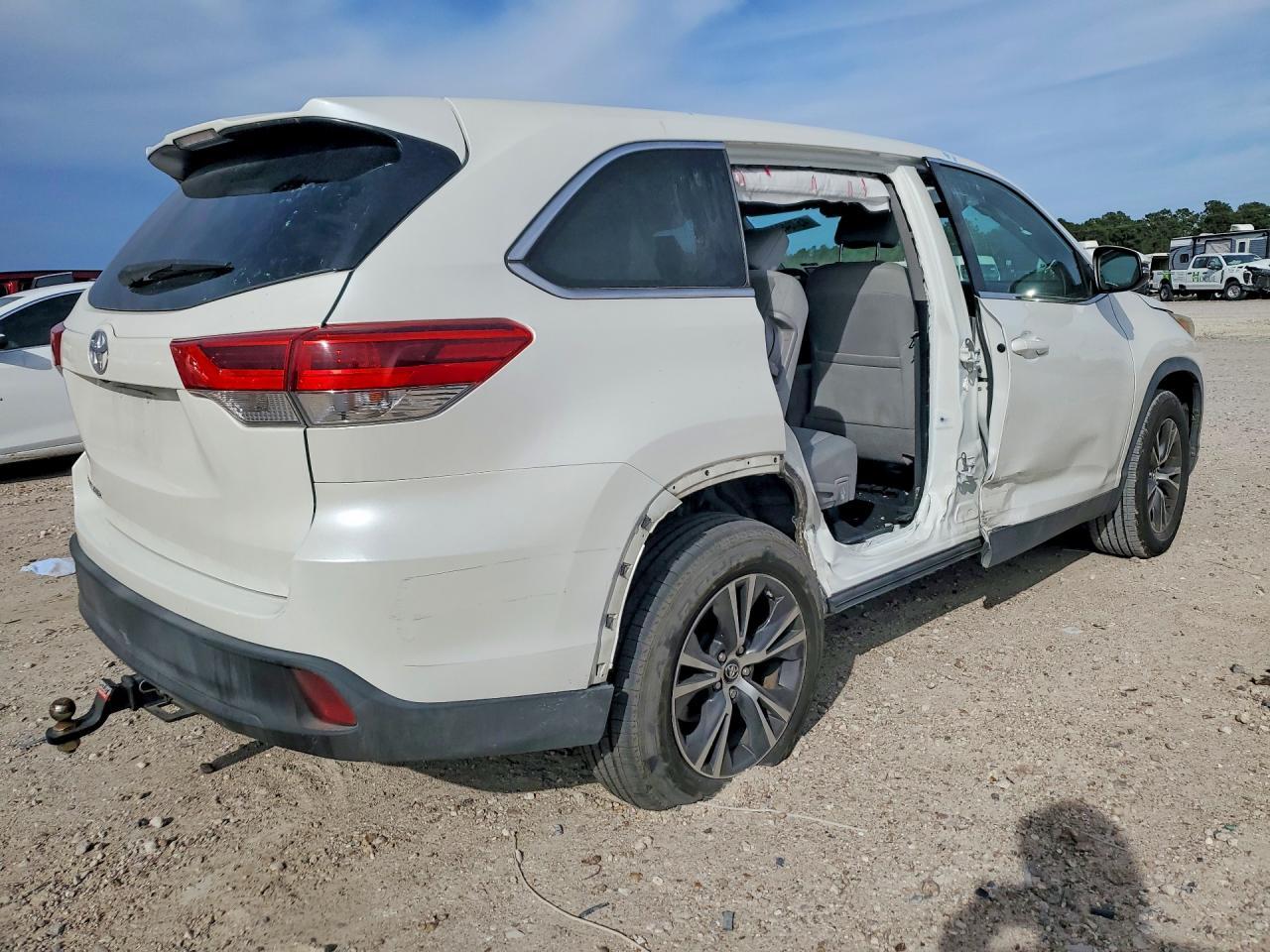 2019 TOYOTA HIGHLANDER