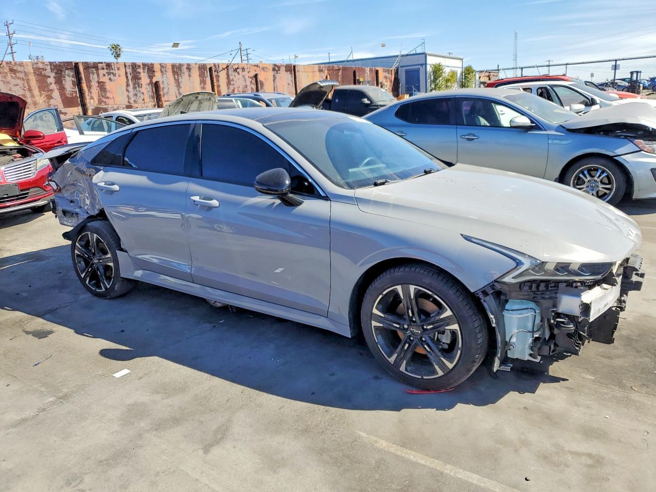 2023 KIA K5