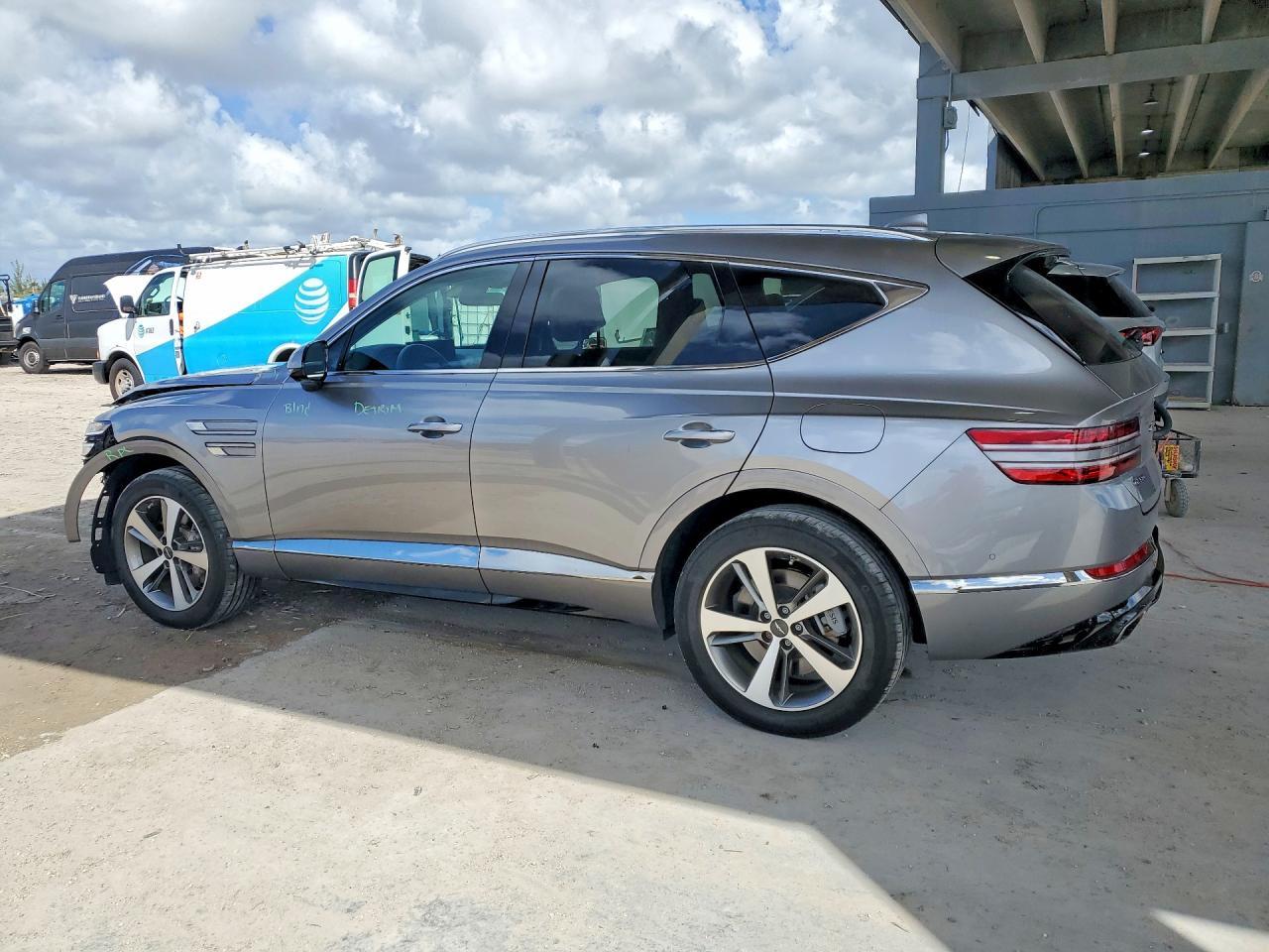 2024 GENESIS GV80