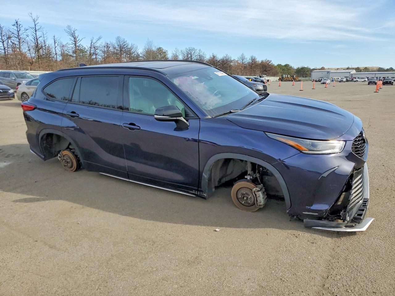 2023 TOYOTA HIGHLANDER
