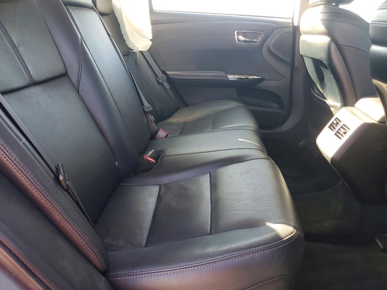 2017 TOYOTA Avalon