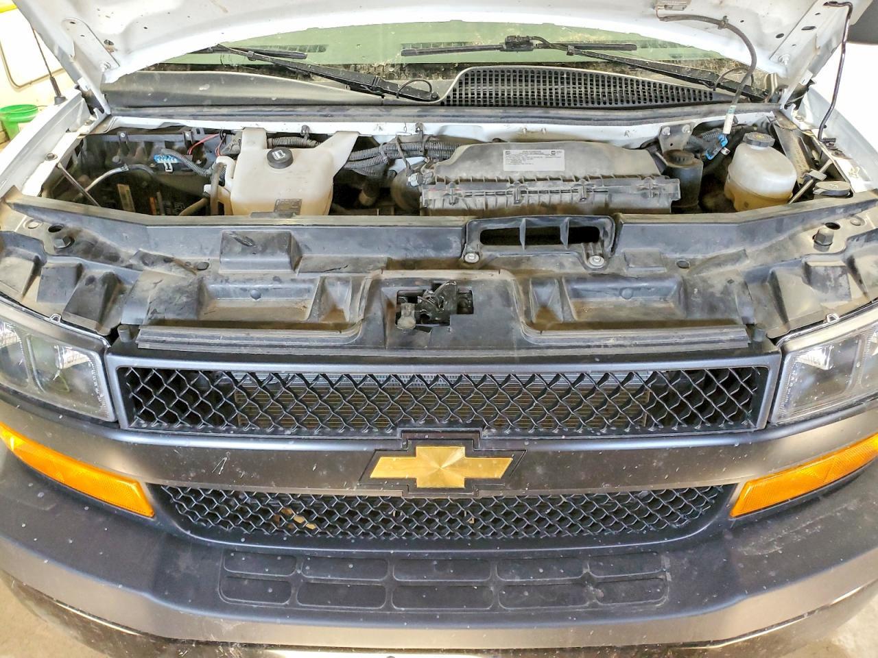 2023 CHEVROLET Express 3500