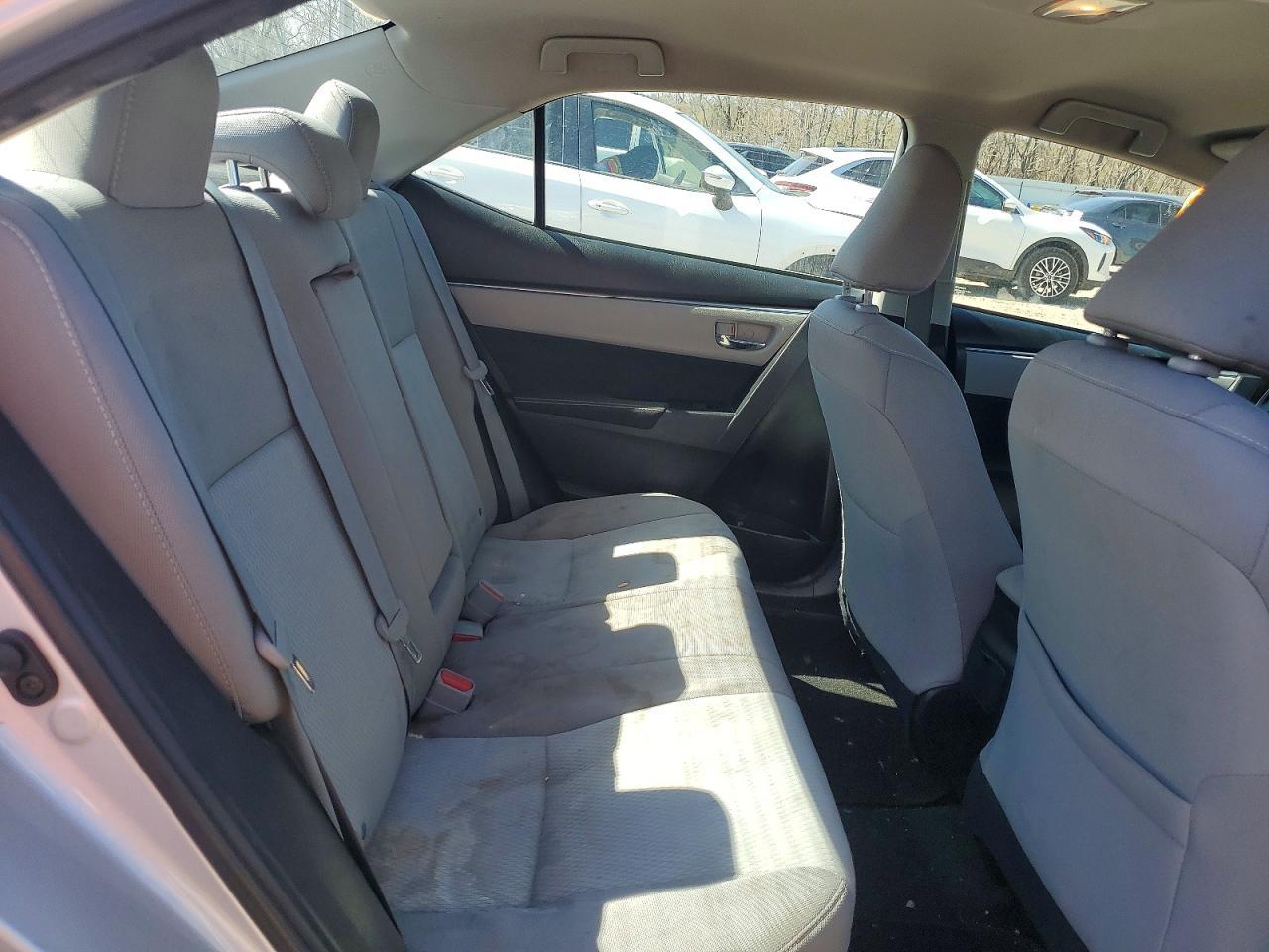 2016 TOYOTA COROLLA