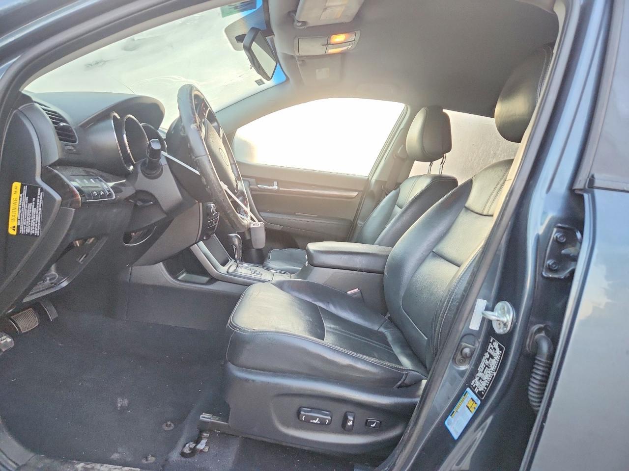 2011 KIA SORENTO