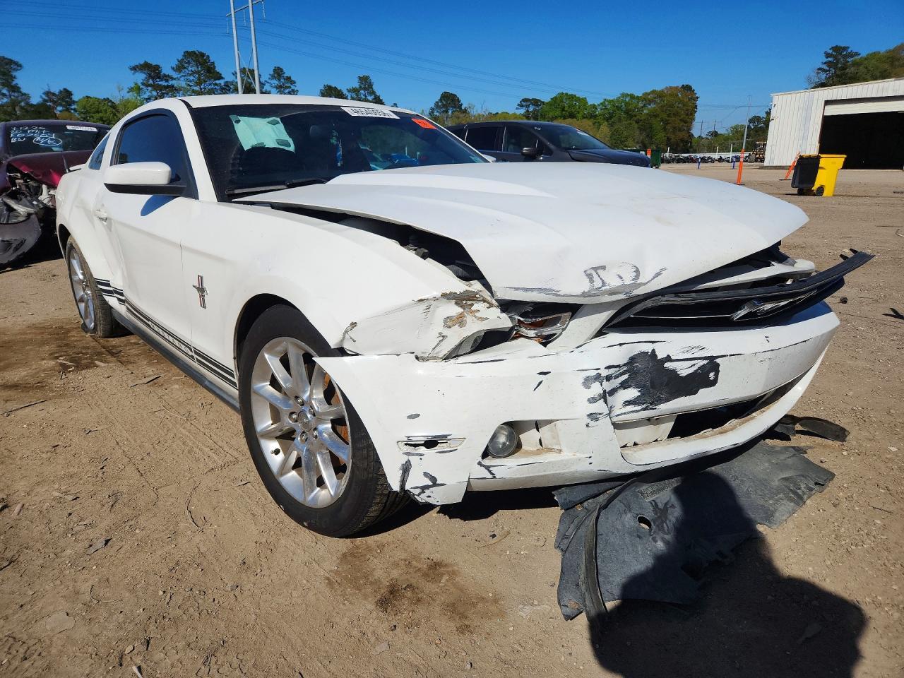 2011 FORD MUSTANG