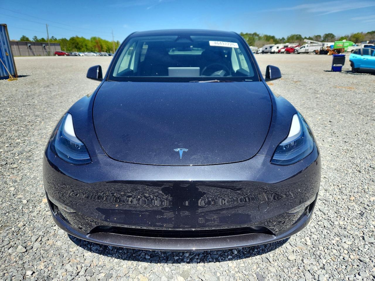 2025 TESLA MODEL Y
