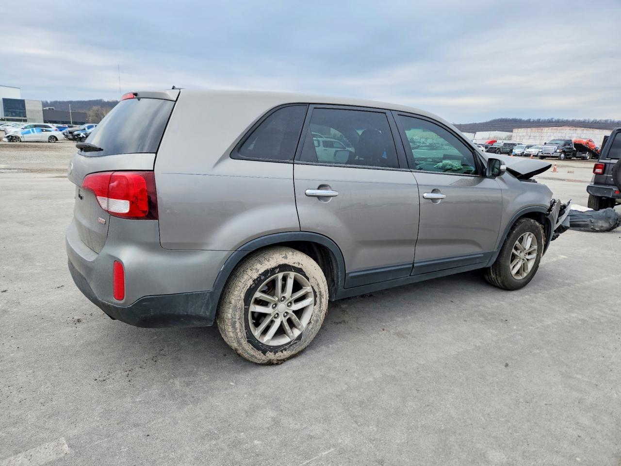 2014 KIA SORENTO