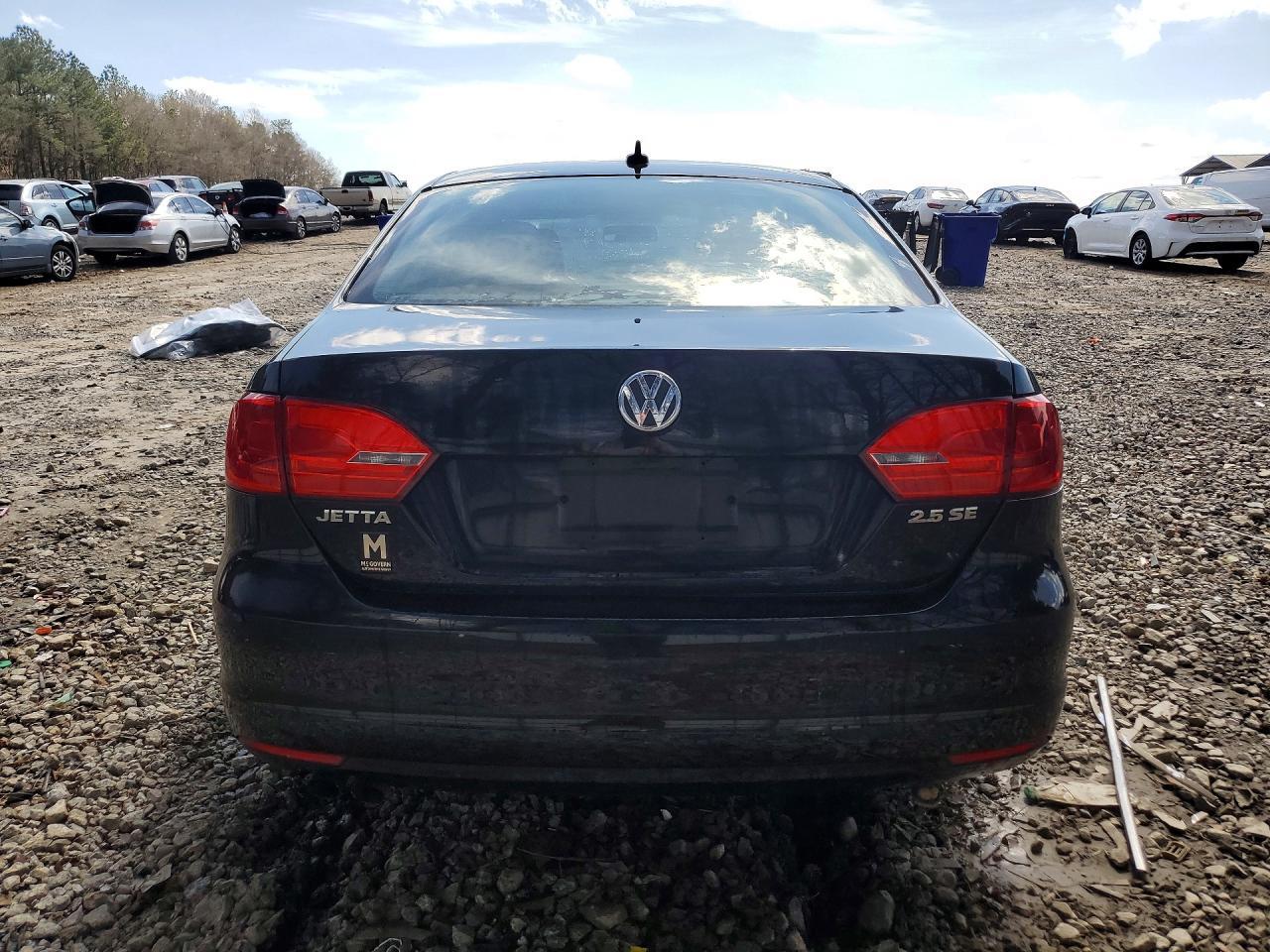 2013 VOLKSWAGEN JETTA