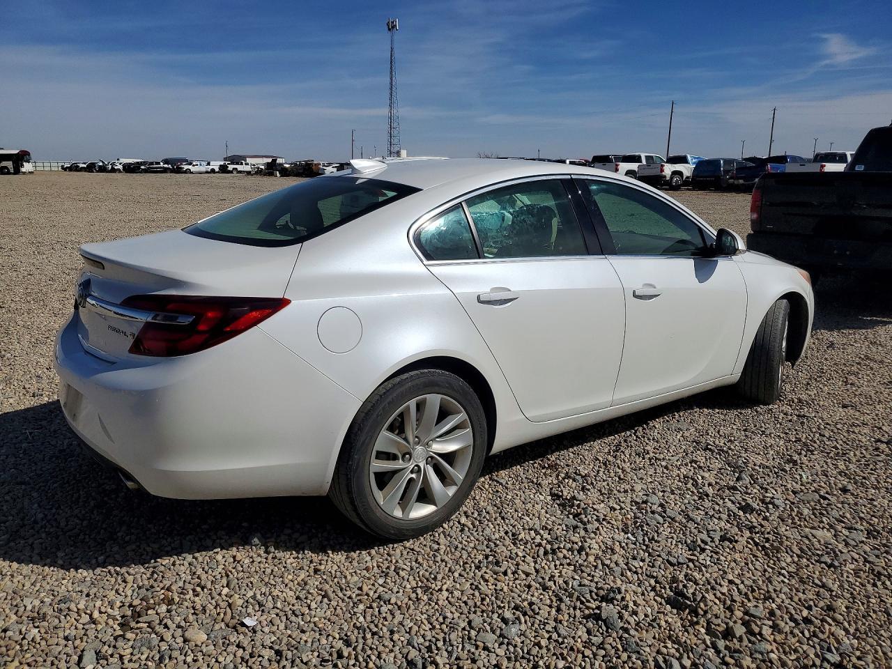 2016 BUICK Regal
