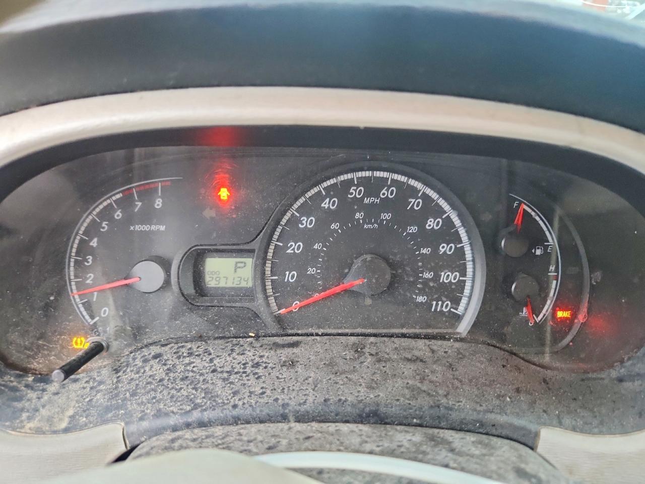 2012 TOYOTA SIENNA