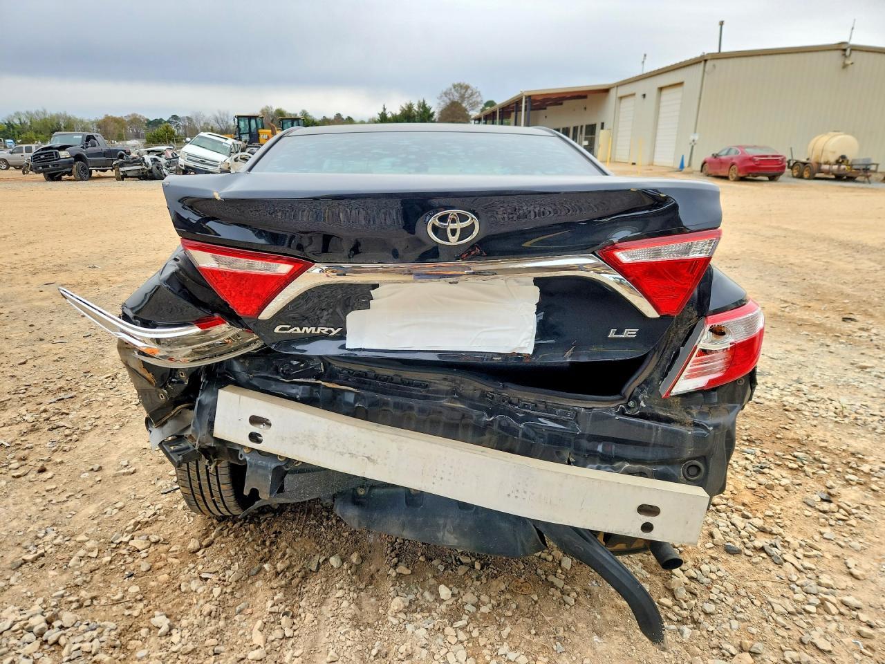 2016 TOYOTA CAMRY