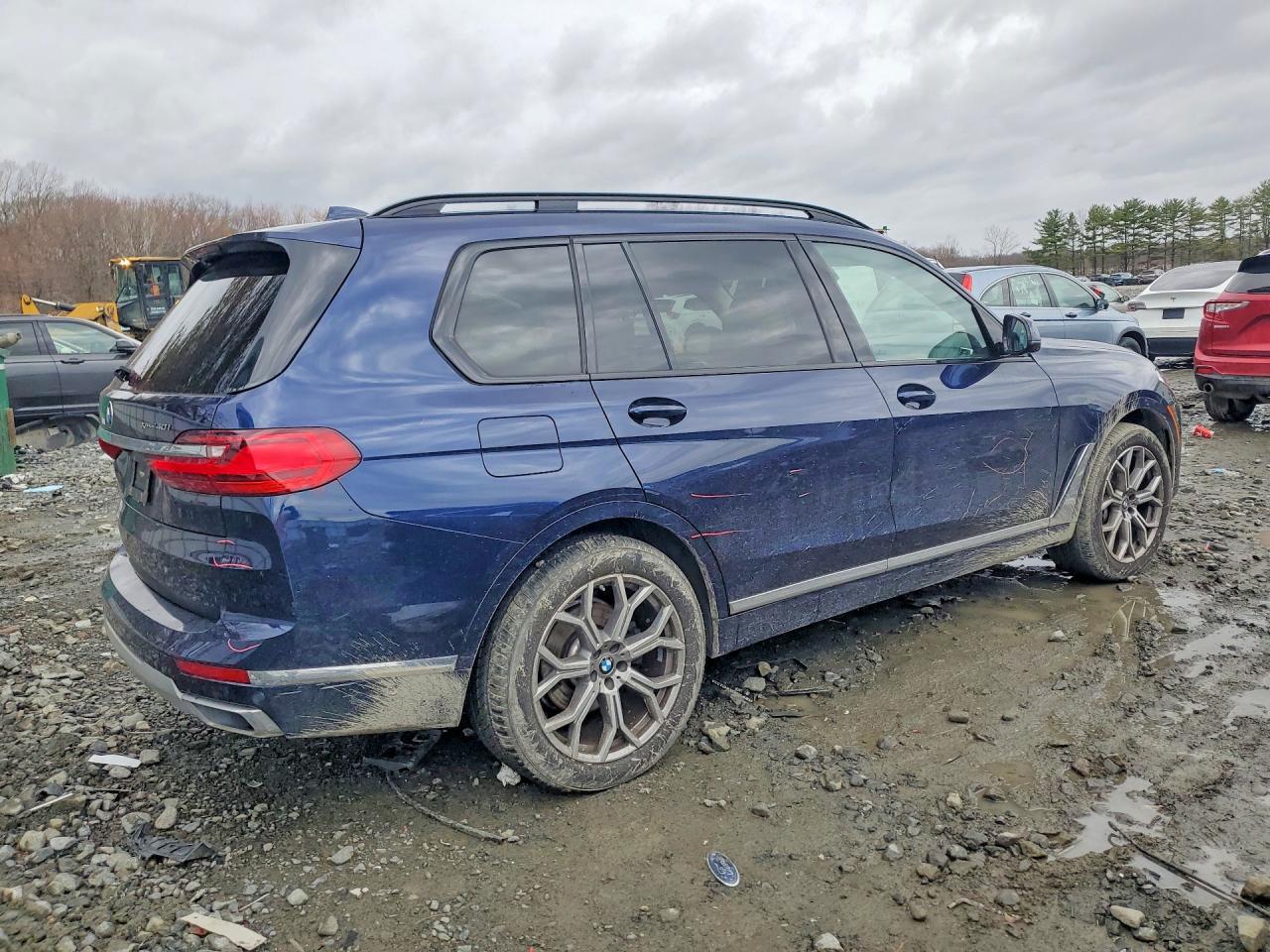 2022 BMW X7