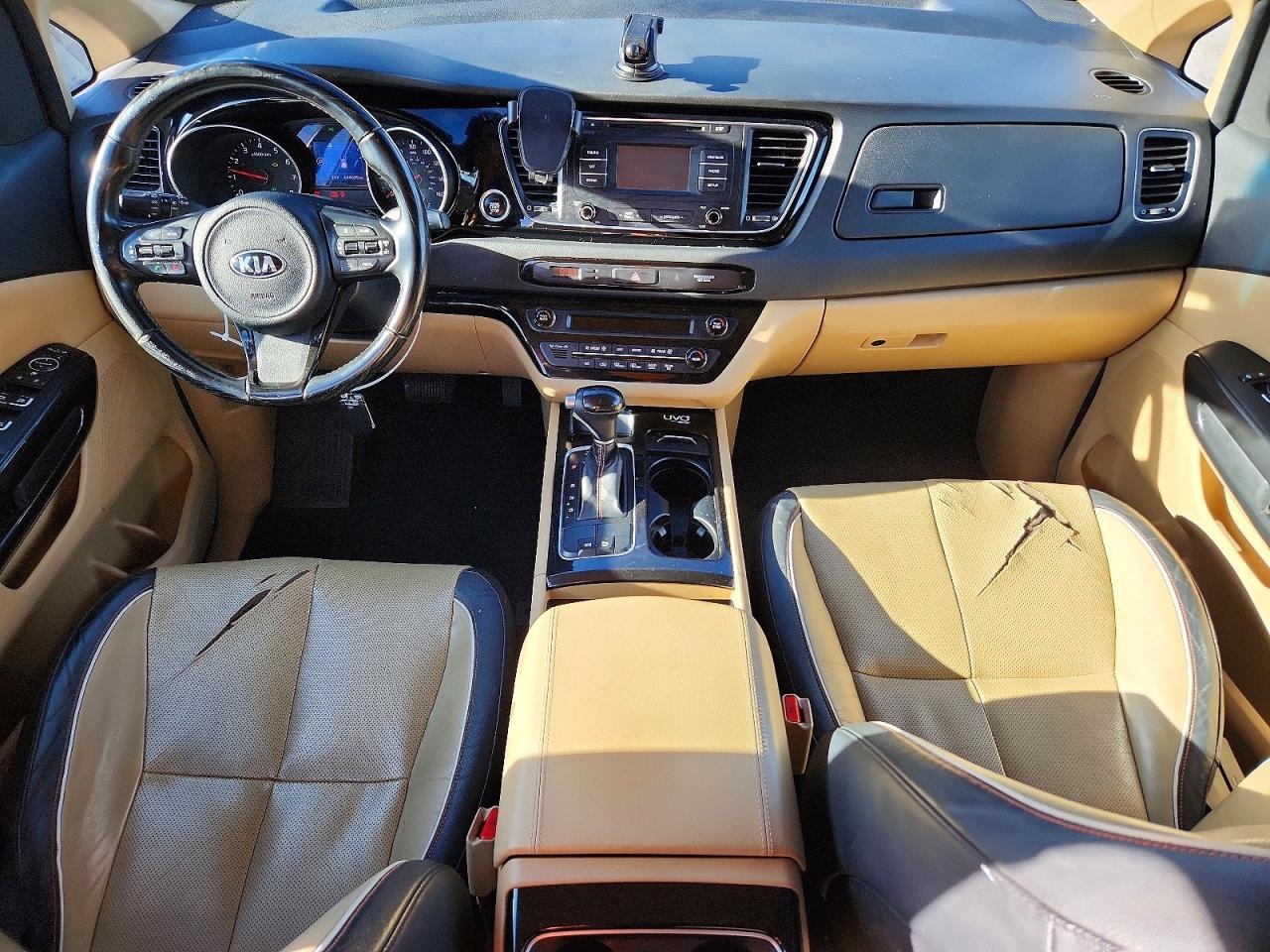 2015 KIA SEDONA