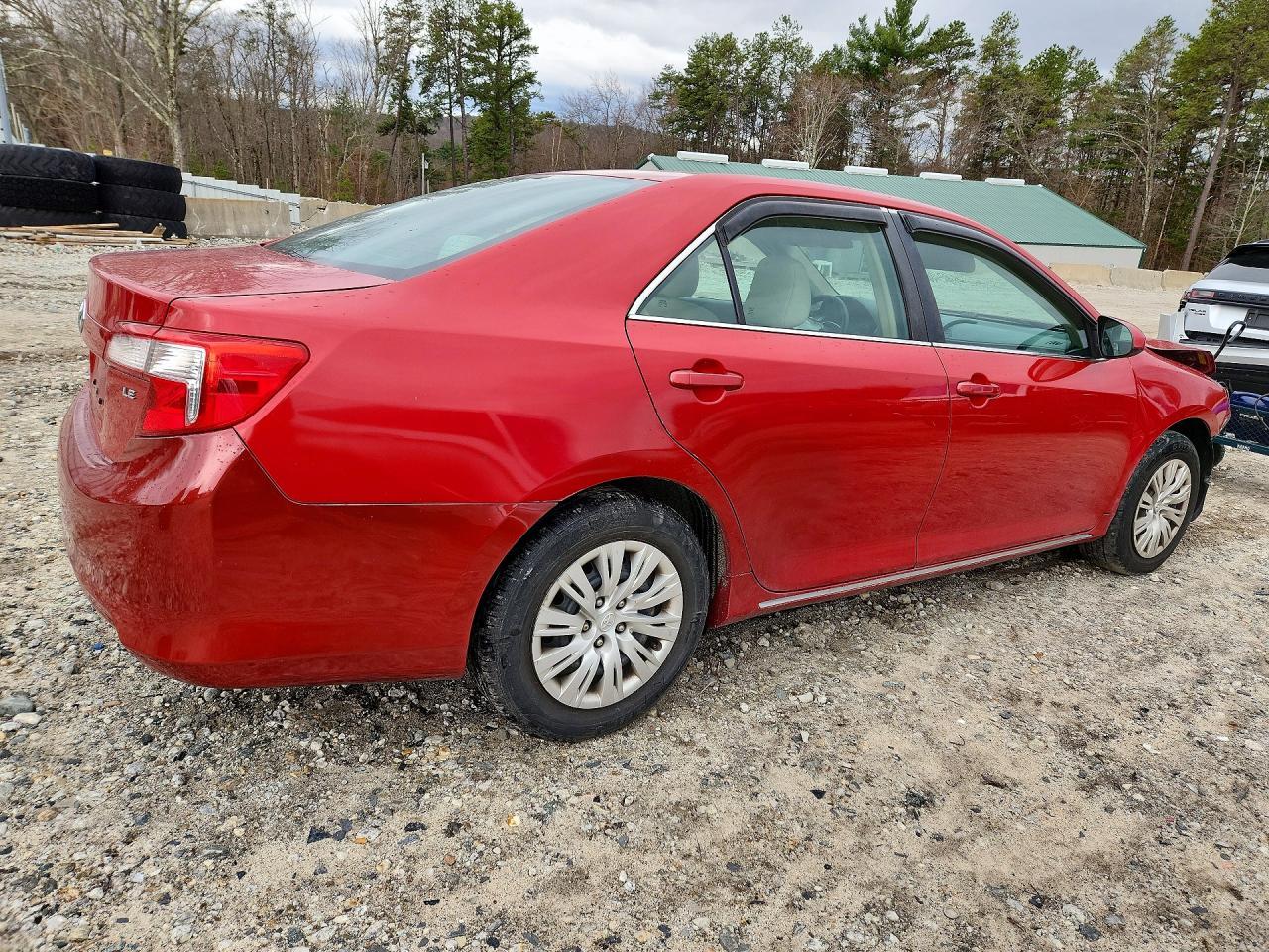 2014 TOYOTA CAMRY
