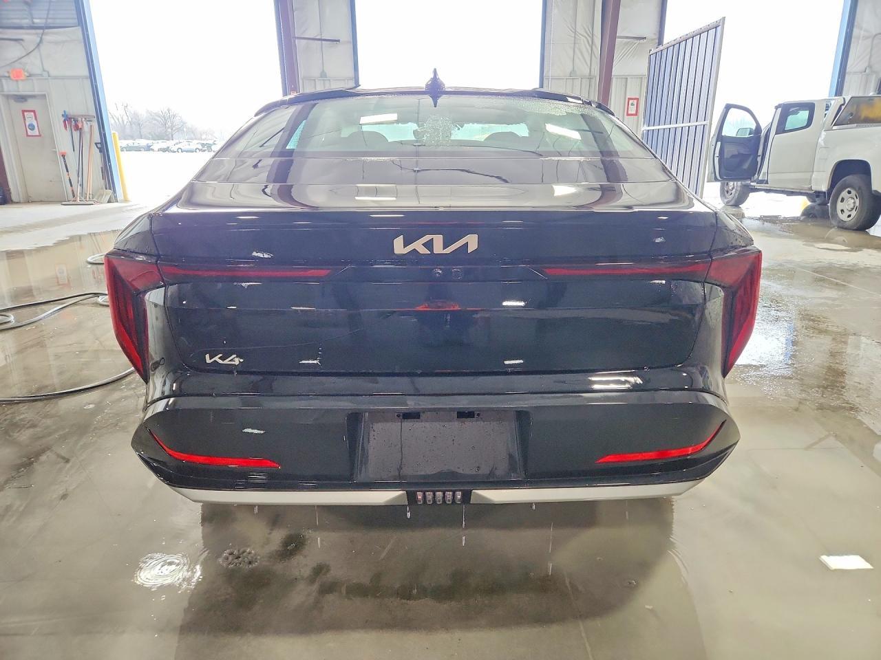 2025 KIA K4
