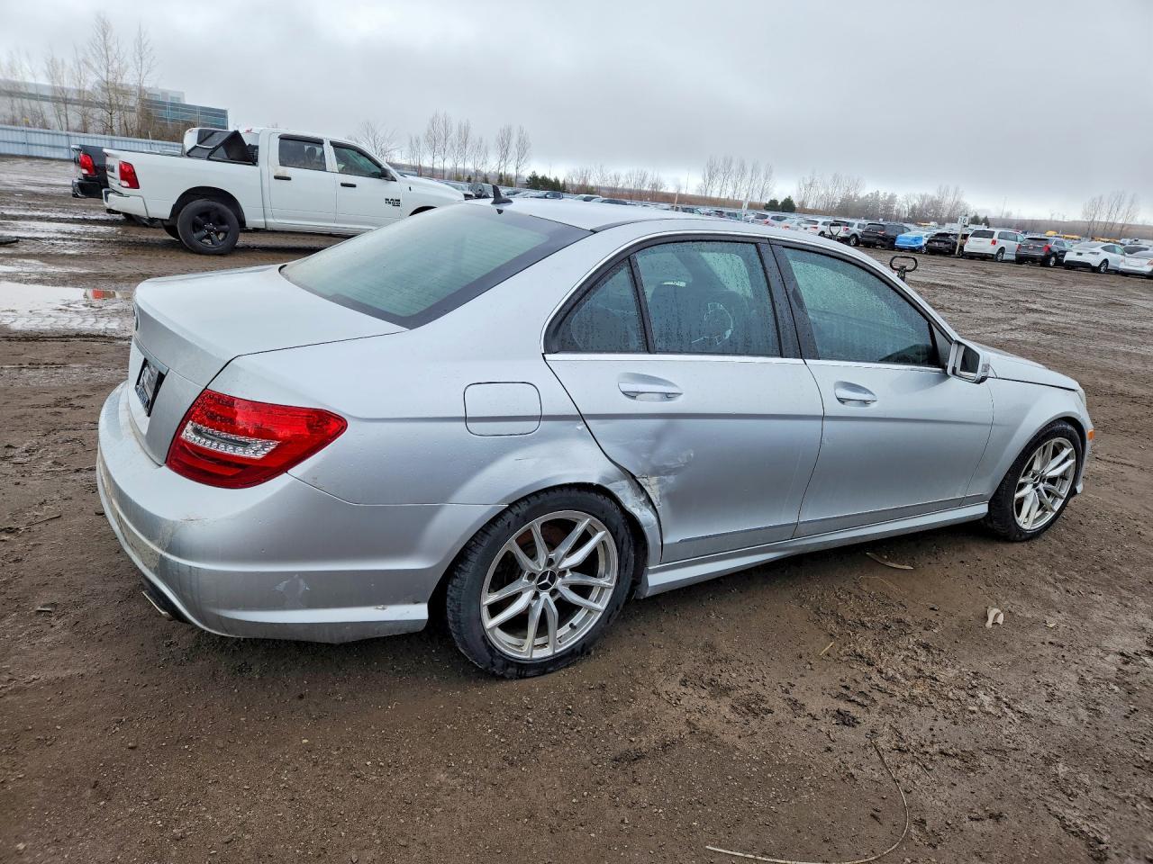 2012 MERCEDES-BENZ C-CLASS