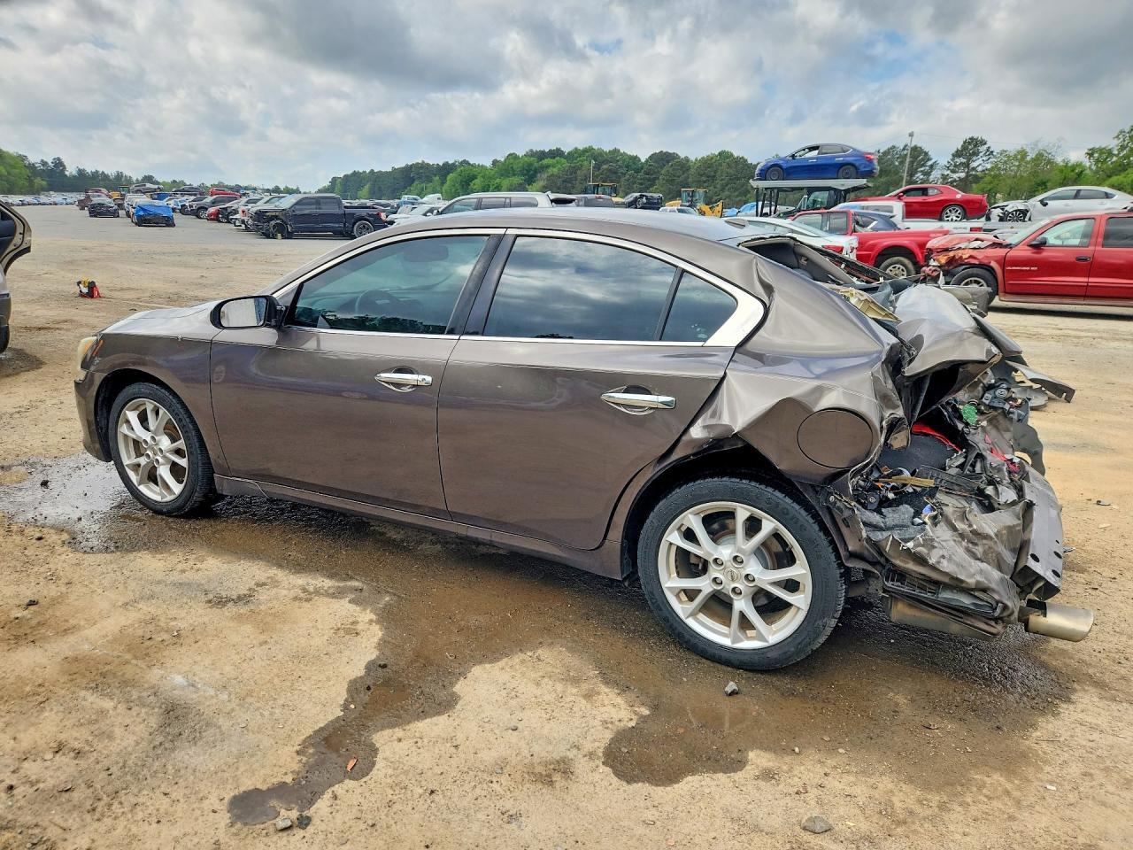 2014 NISSAN Maxima