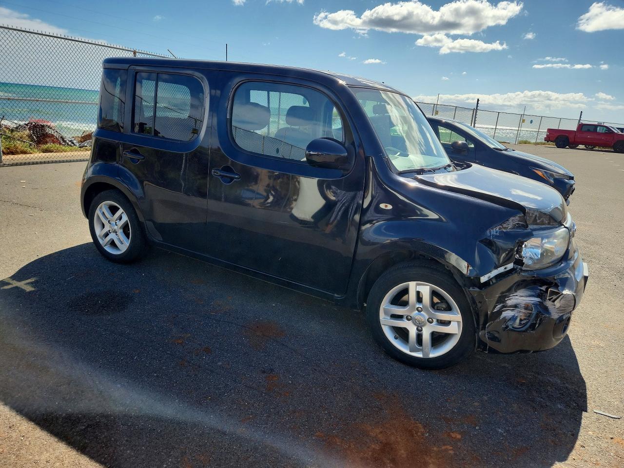 2010 NISSAN CUBE