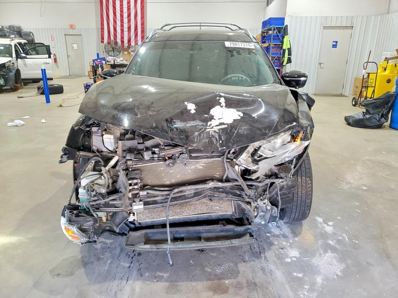 2015 NISSAN ROGUE