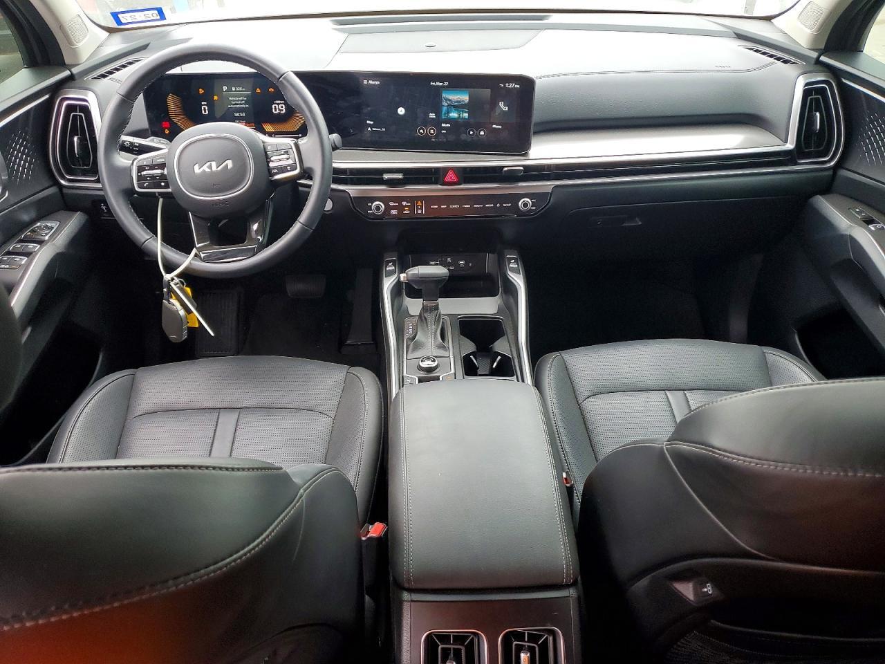 2025 KIA SORENTO