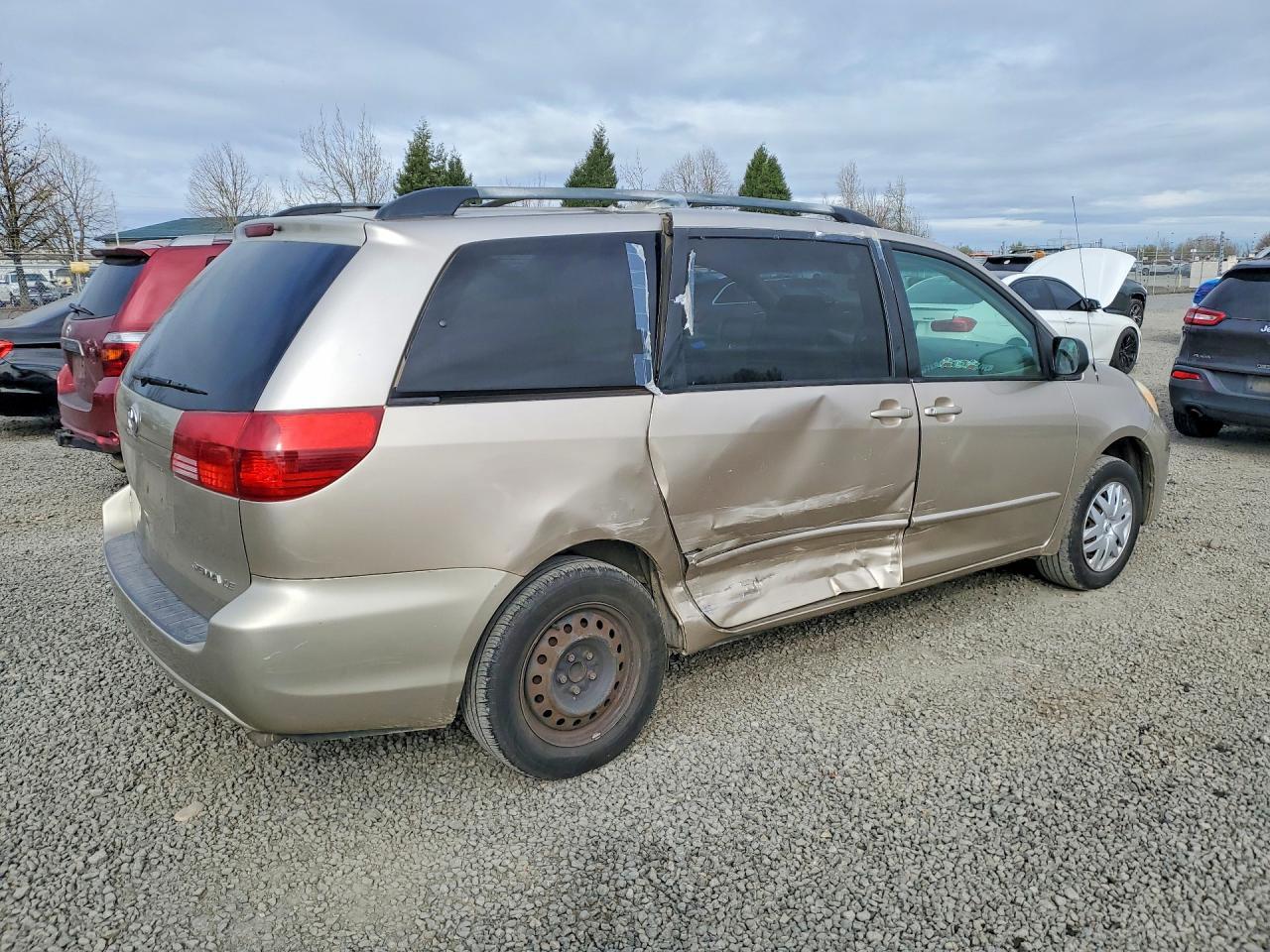 2005 TOYOTA SIENNA